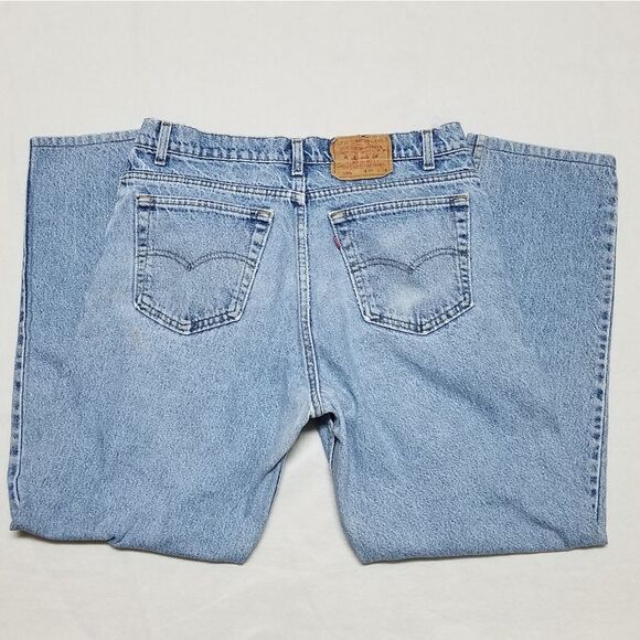 VINTAGE 1991 Levi's 550 Light Wash Distressed Trashed High Rise Grunge Jeans - Picture 13 of 16